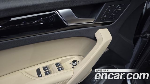 Audi Q5 (FY) 40 TDI Quattro Premium 2022 — фото 13