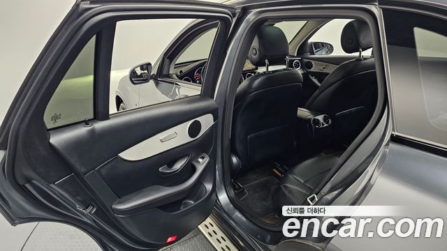 Mercedes-Benz GLC-Class (X253) GLC350e 4MATIC Premium 2019 — фото 29