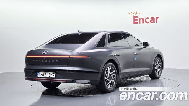 Hyundai Grandeur Hybrid (GN7) Premium 2023 — фото 2