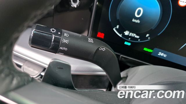 Hyundai Grandeur Hybrid (GN7) Premium 2023 — фото 29
