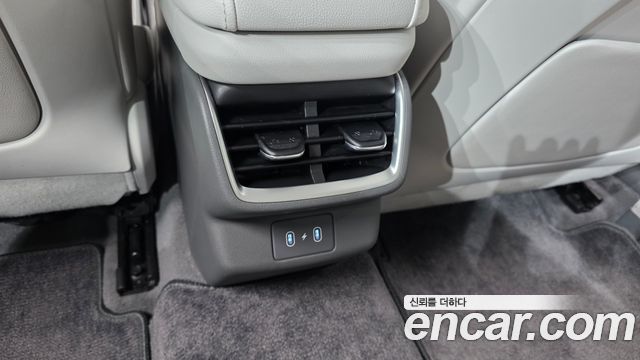Hyundai Grandeur Hybrid (GN7) Premium 2023 — фото 31