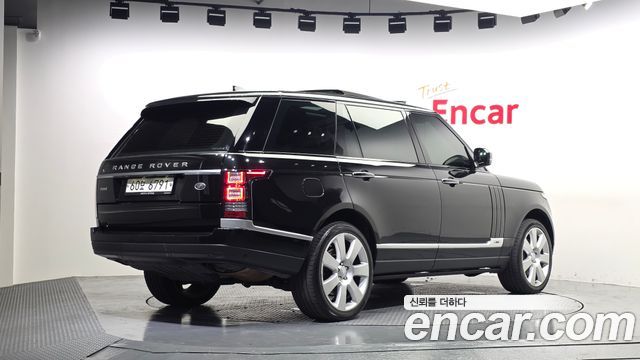 Land Rover Range Rover (IV) 4.4 SDV8 AB LWB DIESEL 2017 — фото 2