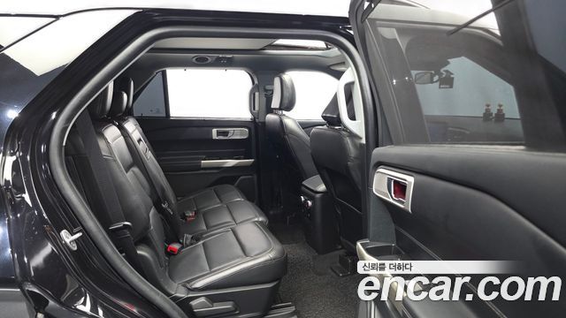 Ford Explorer (VI) 2.3 LimIted 4WD 2022 — фото 16