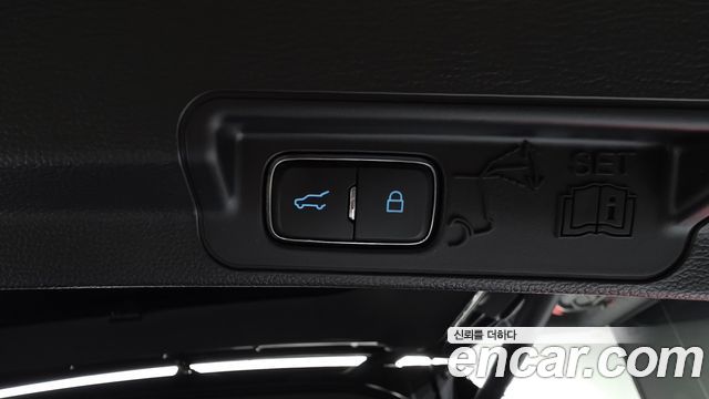 Ford Explorer (VI) 2.3 LimIted 4WD 2022 — фото 24