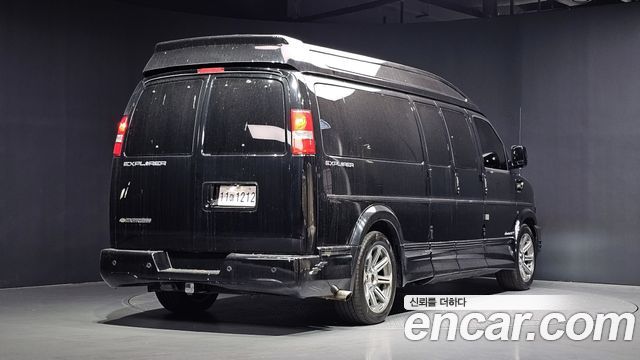 Chevrolet Express Van 6.0 2017 — фото 2