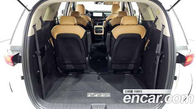 Kia Carnival (IV) Diesel 9-Seater Prestige 2023 — фото 15