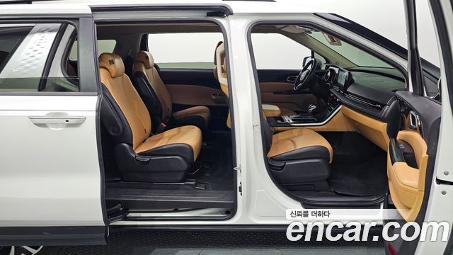 Kia Carnival (IV) Diesel 9-Seater Prestige 2023 — фото 17