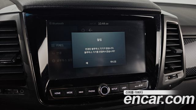 KG Mobility (SsangYong) Rexton Sports Khan Diesel 2.2 4WD Prestige 2023 — фото 17