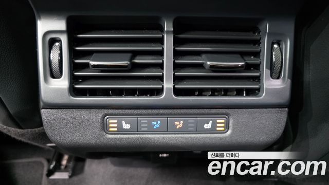 Land Rover Range Rover Evoque (II) P250 Dynamic SE 2024 — фото 30