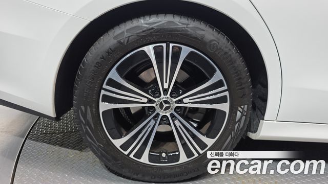 Mercedes-Benz E-Class (W214) E200 Avantgarde 2025 — фото 5