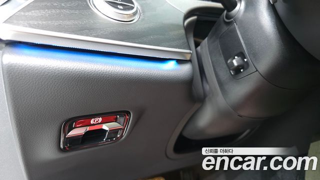Mercedes-Benz E-Class (W214) E200 Avantgarde 2025 — фото 14