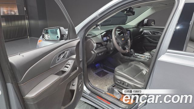 Chevrolet Traverse 3.6 AWD Premier 2020 — фото 10