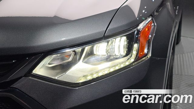 Chevrolet Traverse 3.6 AWD Premier 2020 — фото 28