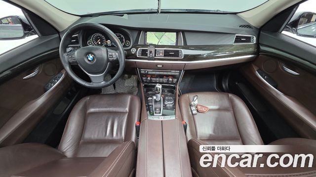 BMW 5 Series GT (F07) GT 30d xDrive 2016 — фото 7