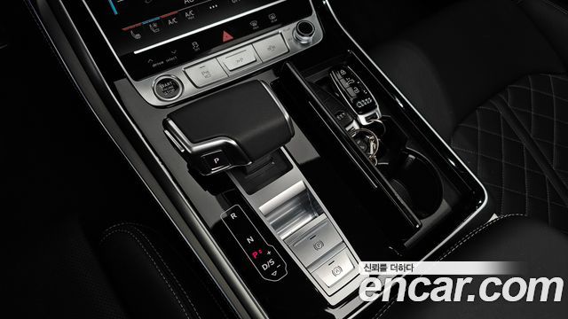 Audi Q8 (4M) 55 TFSI Quattro Premium 2025 — фото 9