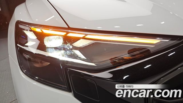 Audi Q8 (4M) 55 TFSI Quattro Premium 2025 — фото 22