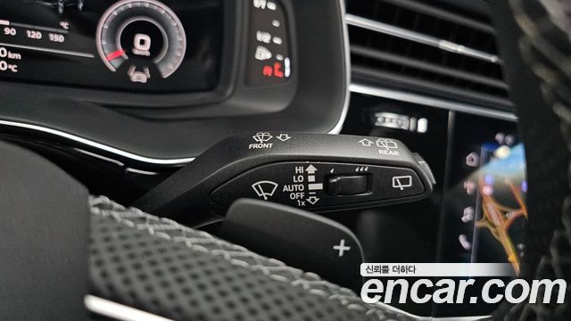 Audi Q8 (4M) 55 TFSI Quattro Premium 2025 — фото 32