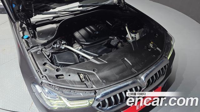 BMW 6 Series GT (G32) 620d xDrive M Sport 2022 — фото 6