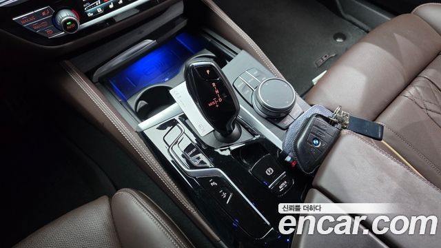 BMW 6 Series GT (G32) 620d xDrive M Sport 2022 — фото 9