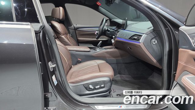 BMW 6 Series GT (G32) 620d xDrive M Sport 2022 — фото 32