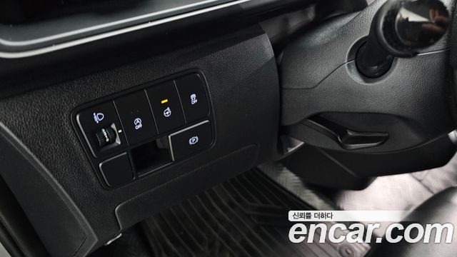 Hyundai Staria Cargo 3-Seater Modern 2022 — фото 16