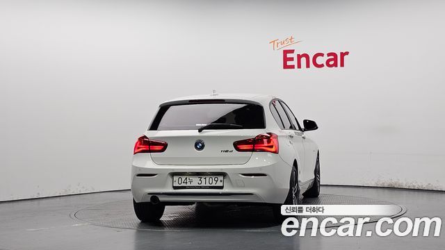 BMW 1 Series (F20) 118d Sport 5Door 2018 — фото 4