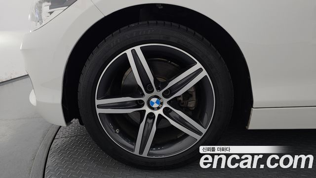 BMW 1 Series (F20) 118d Sport 5Door 2018 — фото 5
