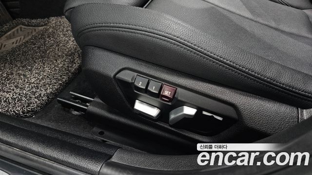 BMW 1 Series (F20) 118d Sport 5Door 2018 — фото 17