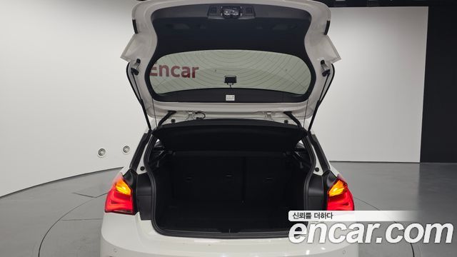 BMW 1 Series (F20) 118d Sport 5Door 2018 — фото 20