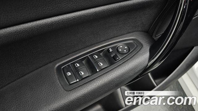 BMW 1 Series (F20) 118d Sport 5Door 2018 — фото 28