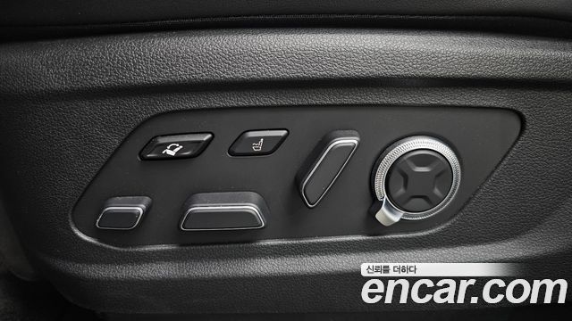 Hyundai Palisade Gasoline 3.8 4WD Calligraphy Black Edition 2024 — фото 32