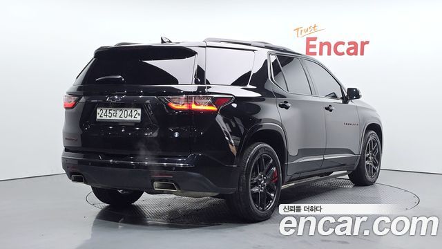 Chevrolet Traverse 3.6 AWD Redline 2020 — фото 2