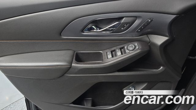 Chevrolet Traverse 3.6 AWD Redline 2020 — фото 24