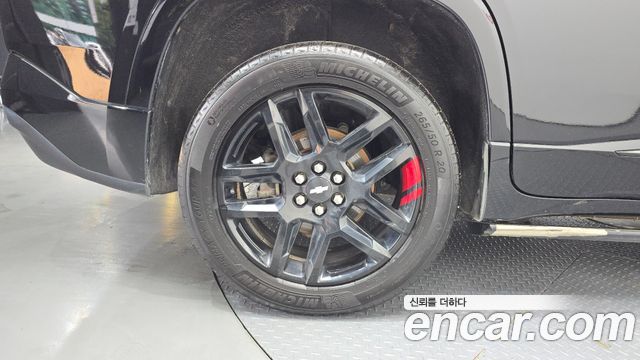 Chevrolet Traverse 3.6 AWD Redline 2020 — фото 32