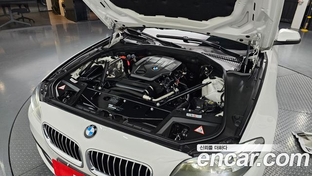BMW 5 Series (F10) 520d 2015 — фото 6