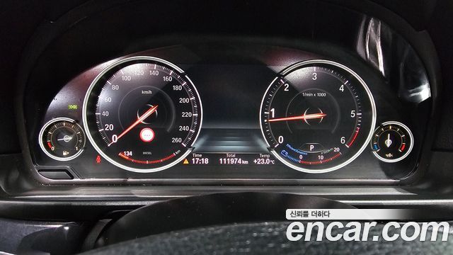 BMW 5 Series (F10) 520d 2015 — фото 8
