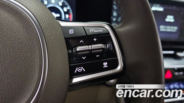 Kia Carnival (IV) Gasoline 9-Seater Hi-Limousine Signature 2023 — фото 16