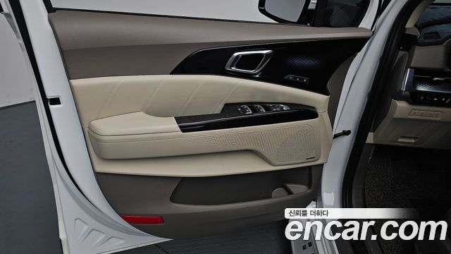 Kia Carnival (IV) Gasoline 9-Seater Hi-Limousine Signature 2023 — фото 24