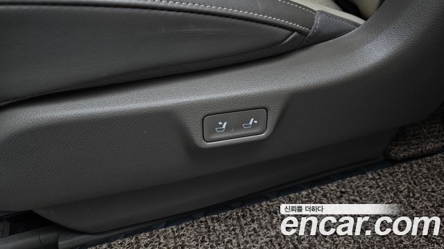 Kia Carnival (IV) Gasoline 9-Seater Hi-Limousine Signature 2023 — фото 32