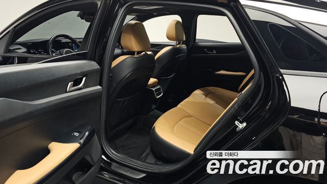 Kia K5 (III) 1.6 Turbo Prestige 2022 — фото 11
