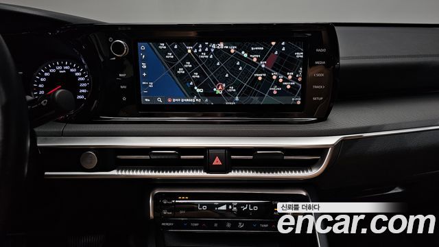 Kia K5 (III) 1.6 Turbo Prestige 2022 — фото 13