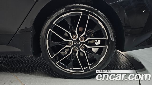 Kia K5 (III) 1.6 Turbo Prestige 2022 — фото 21