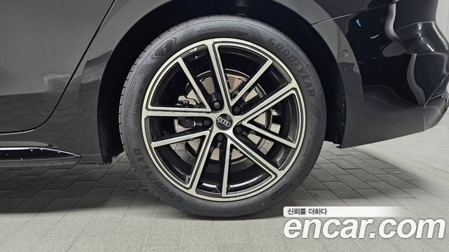 Audi A5 (B10) 40 TFSI Quattro S Line 2025 — фото 21
