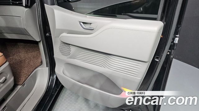Hyundai Staria Lounge 9-Seater Inspiration 2022 — фото 25