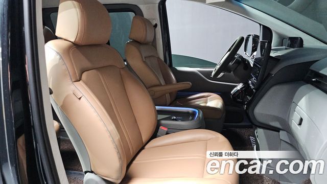 Hyundai Staria Lounge 9-Seater Inspiration 2022 — фото 26