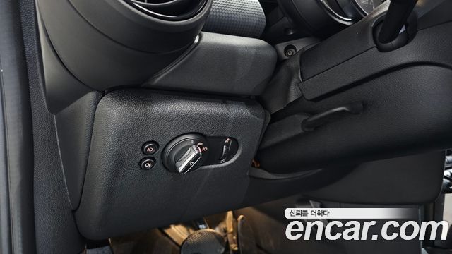 MINI Cooper Standard Third Generation 2019 — фото 16