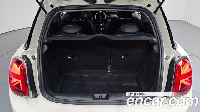 MINI Cooper Standard Third Generation 2019 — фото 20