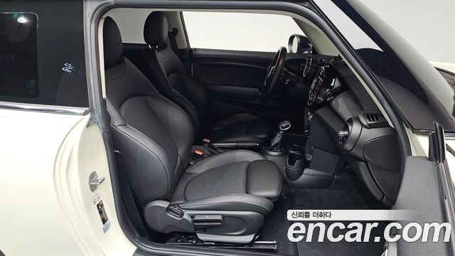 MINI Cooper Standard Third Generation 2019 — фото 26