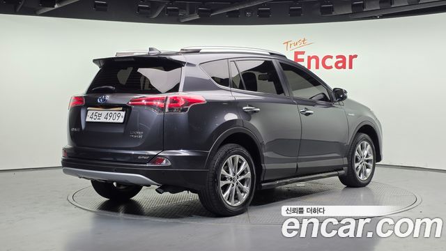 Toyota RAV4 2.5 4WD Hybrid 4th 2018 — фото 2