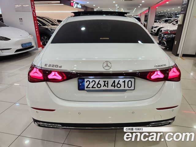 Mercedes-Benz E-Class (W214) E220d 4MATIC Exclusive 2024 — фото 4